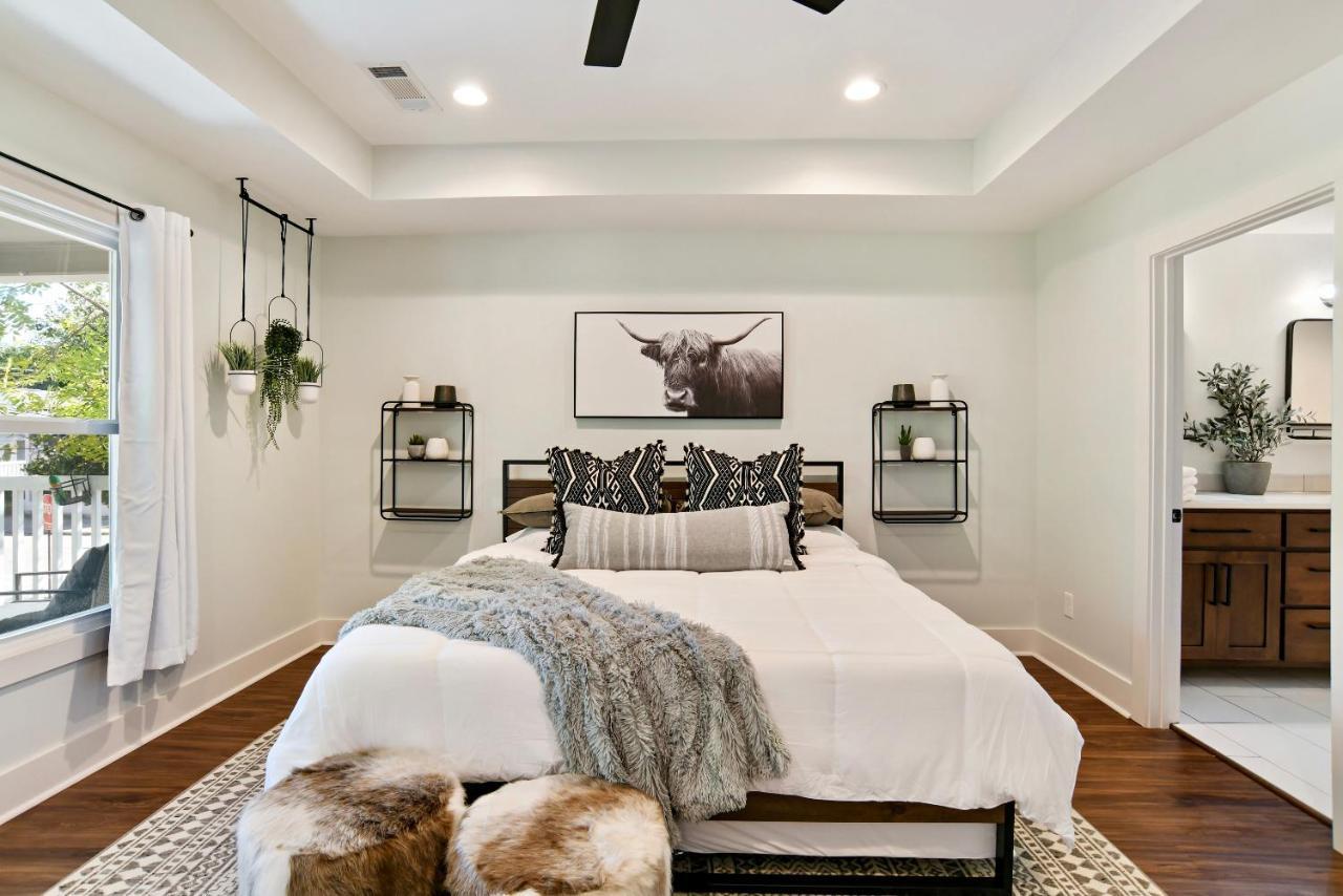 Sun Lit Modern Home With Good Vibes And Lots Of Coffee - Designedbydom Atlanta Ngoại thất bức ảnh